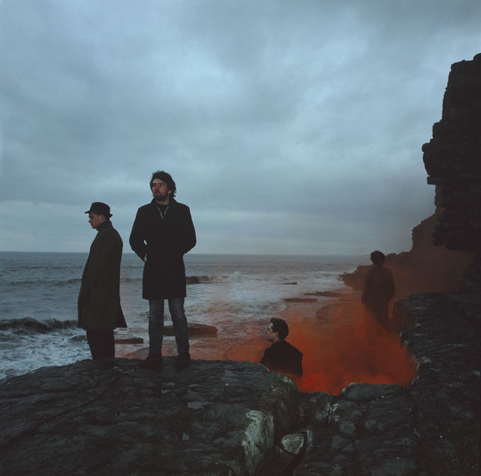 Echo And The Bunnymen Echo and the bunnymen - heaven up here 06